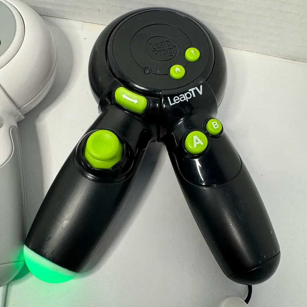 Leap Frog Leap TV Educational Active Video Gaming System Remotes, Black & White